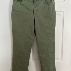 Gloria Vanderbilt Women's Straight Leg Jeans in Olive